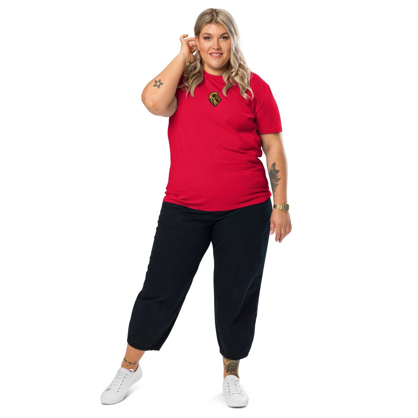 Stylish Plus Size Organic T-Shirt: Red Lion Design, Women's Fashion | The One PR