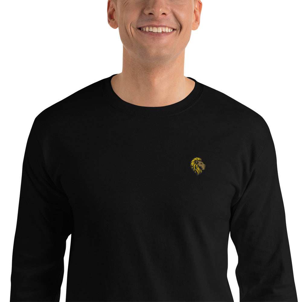 The One PR Long Sleeve Shirt black cotton shirt with lion logo and ribbed cuffs on model